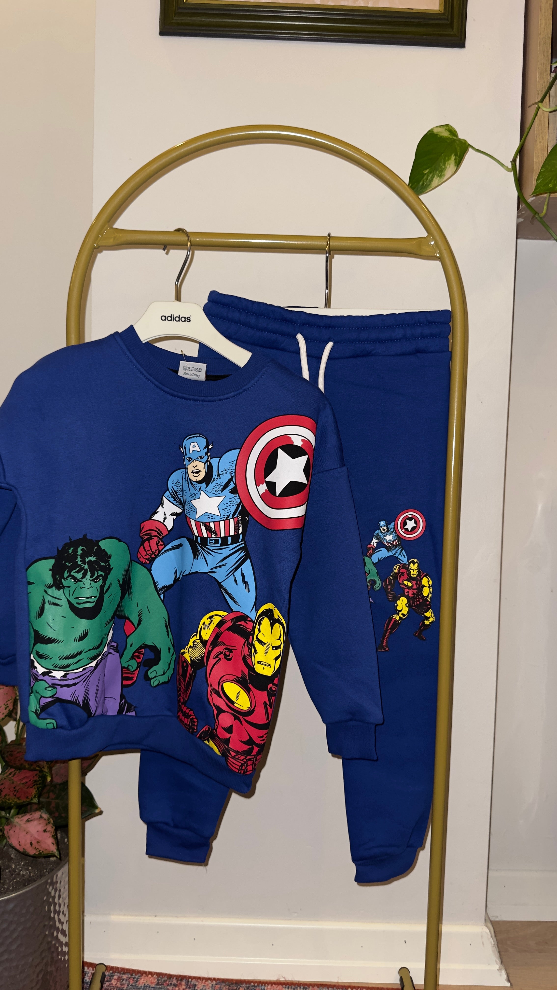 Lacivert Marvel Takım